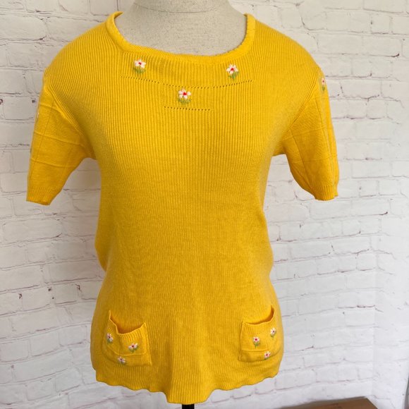 70's Bright Yellow Sweater - Embroidered Flowers - Pullover - Womens - Size Lar - Picture 10 of 11